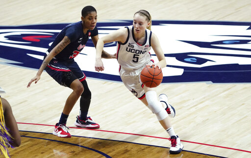 Paige Bueckers shoots UConn to 94-62 win over St. John's