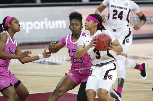 No. 1 South Carolina gets 19 from Henderson to top LSU 66-59