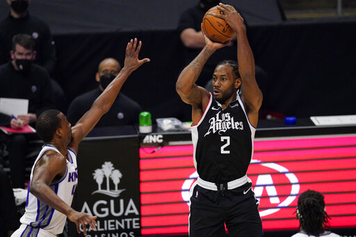 Streaking Kings win 4th straight, beat Clippers 113-110