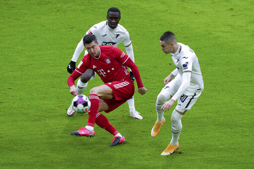 Lewandowski fires Bayern to 10-point lead