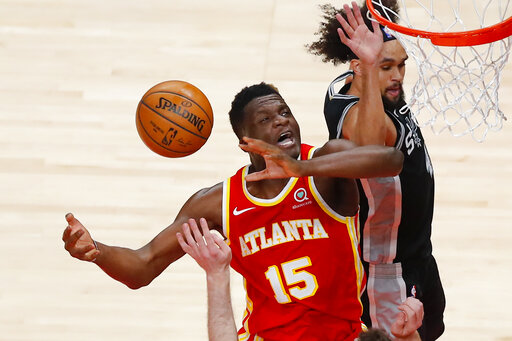 DeRozan leads Spurs to strong start, 125-114 win over Hawks